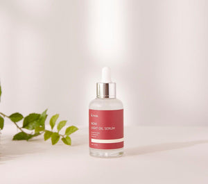 iUNIK Noni Light Oil Serum product texture
