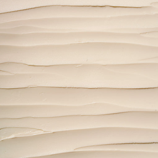 Isntree Hyper Vitamin C 30 Cream close-up view