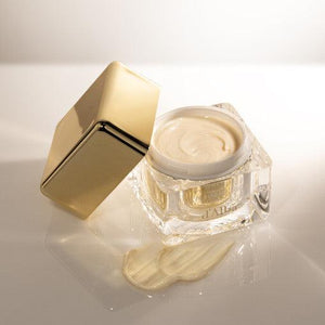 d'Alba Ampoule Balm White Truffle Anti Wrinkle Cream close-up view