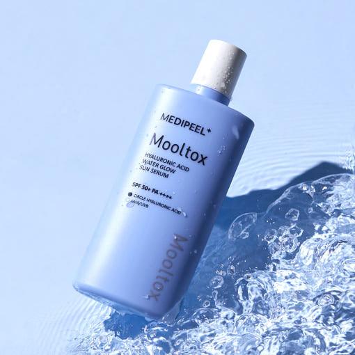 MEDIPEEL Hyaluronic Acid Mooltox Water Glow Sun Serum SPF 50+PA++++ 52ml (Sunscreen)