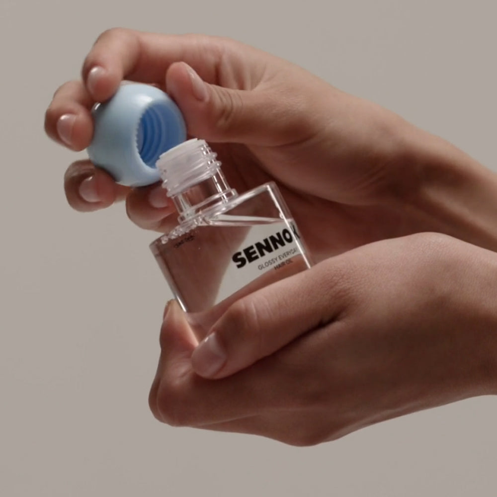 SENNOK Glossy Everyday Hair Oil close-up view