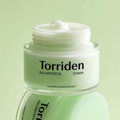 Torriden Balanceful Cica Skincare SET close-up view