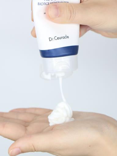 Dr.Ceuracle Pro Balance Biotics Moisturizer product texture