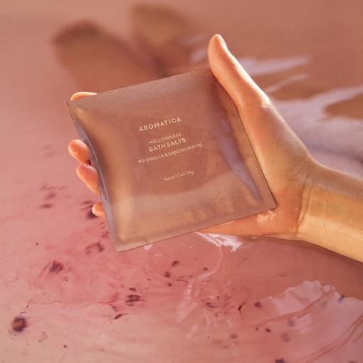 AROMATICA Serene Bath Salts Magnolia & Sandalwood 50g 50 g